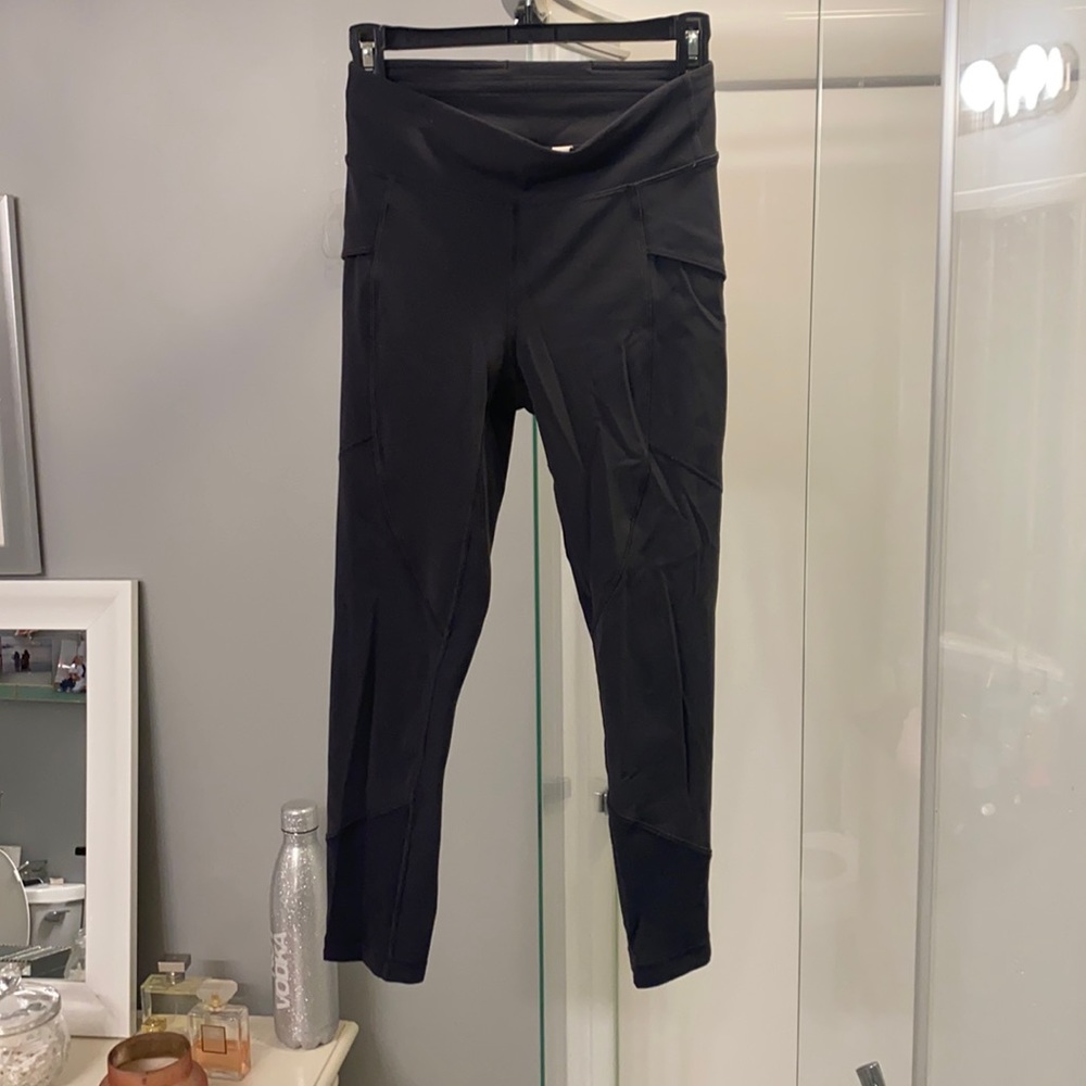 Charcoal grey lululemon leggings